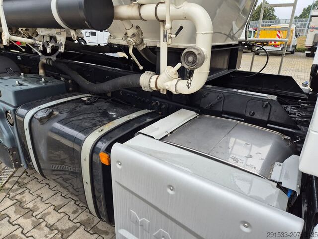 Vakuum-Druck-Lkw MAN TGS 26.480 / SPRITZER SILO / 24+28m3