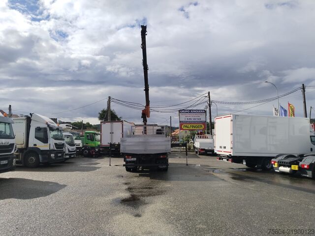 Tow truck DAF LF 310 FA