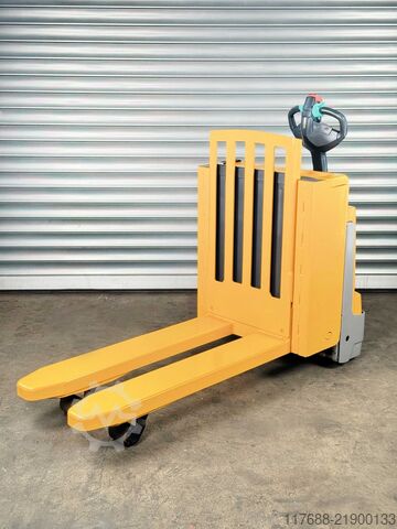 Low lift truck pedestrian Jungheinrich EJE C20 - Service Neu - Batterie 79% - Nur 2.194 Std.