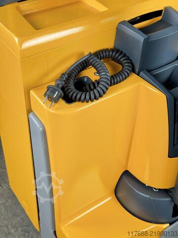 Low lift truck pedestrian Jungheinrich EJE C20 - Service Neu - Batterie 79% - Nur 2.194 Std.