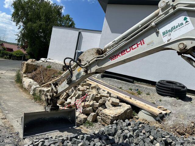 Mini excavator Takeuchi TB250 V4