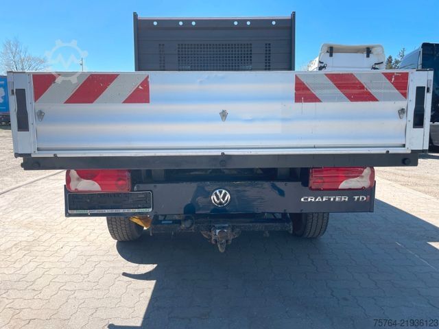Pick-up van VOLKSWAGEN Crafter 35 Doka / Mittel L2 / AHK / 5 Stück!