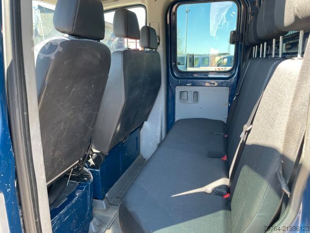 Pick-up van VOLKSWAGEN Crafter 35 Doka / Mittel L2 / AHK / 5 Stück!