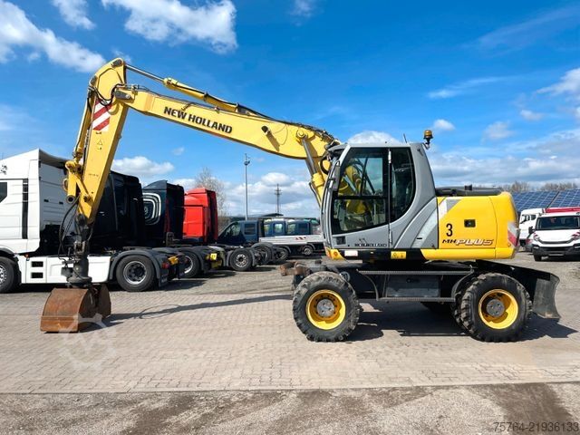 Mobile excavator NEW HOLLAND MH Plus / Verstellausleger / 3 Stück!
