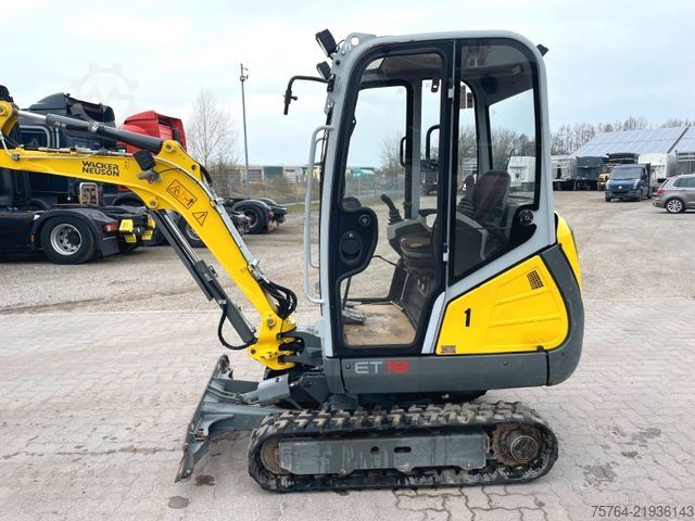 Mini excavator NEUSON ET 18 / Schnellwechsler / Greifer + Schaufel