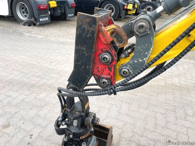 Mini excavator NEUSON ET 18 / Schnellwechsler / Greifer + Schaufel