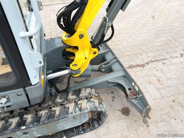 Mini excavator NEUSON ET 18 / Schnellwechsler / Greifer + Schaufel