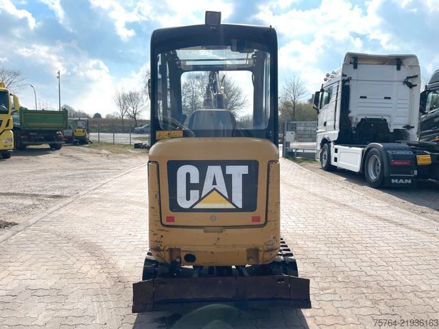 Mini excavator CATERPILLAR 301.7 D / Schnellwechsler / Löffel + Greifer