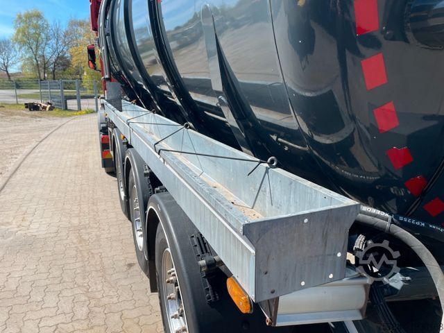 Tanker semitrailer D-TEC ca.  30m³ Gülletankauflieger/Gelenkt/ Auch Miete