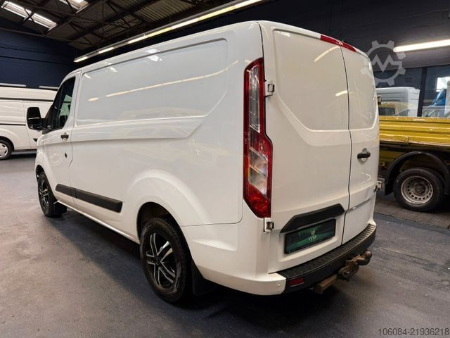 Kastenwagen FORD Transit Custom L1 Kasten AC Würth Regale AHK 2,5