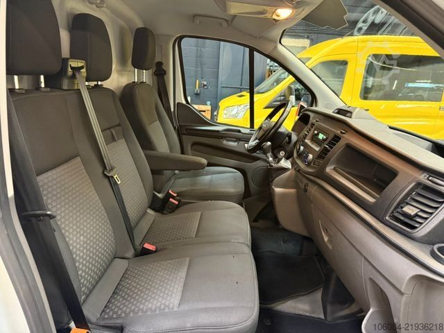 Kastenwagen FORD Transit Custom L1 Kasten AC Würth Regale AHK 2,5