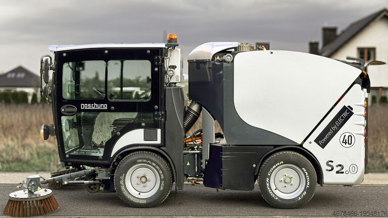 Electric sweeper Boschung Urban Sweeper S2.0 Powered by Electric
