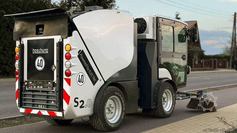 Electric sweeper Boschung Urban Sweeper S2.0 Powered by Electric