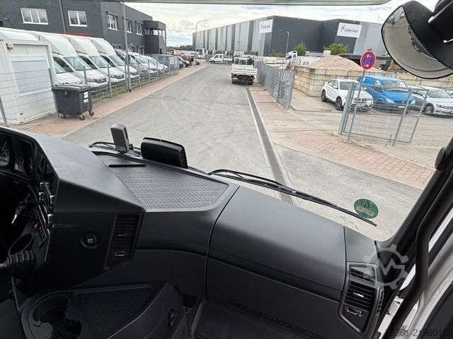 Standard tractor unit MERCEDES-BENZ Arocs 2658 6X4 EURO6 Retarder Kipphydraulik