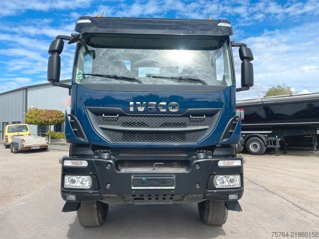 Truck mounted crane IVECO Trakker 360/AD190/Pafinger 13.001/Meiller/1.Hand