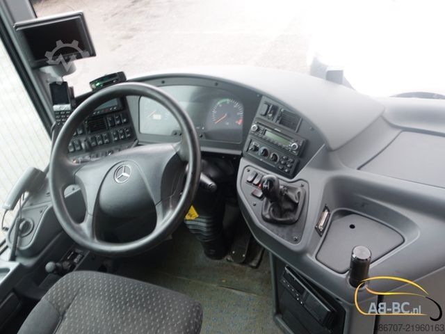 Motor coach MERCEDES-BENZ Intouro 49 Sitze Liftbus EURO 6