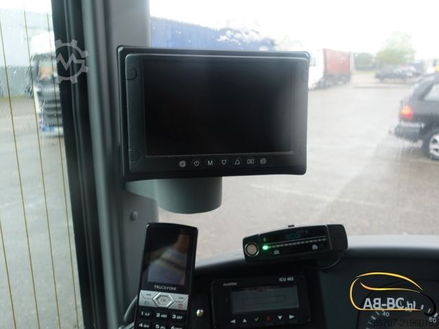 Motor coach MERCEDES-BENZ Intouro 49 Sitze Liftbus EURO 6