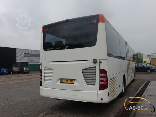 Motor coach MERCEDES-BENZ Intouro 49 Sitze Liftbus EURO 6