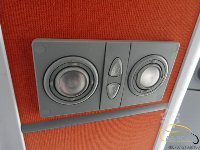 Motor coach MERCEDES-BENZ Intouro 49 Sitze Liftbus EURO 6