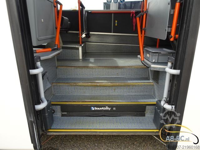 Motor coach MERCEDES-BENZ Intouro 49 Sitze Liftbus EURO 6