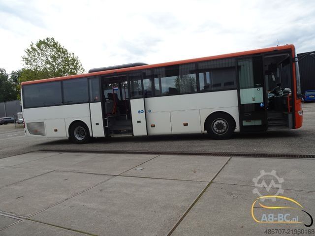 Motor coach MERCEDES-BENZ Intouro 49 Sitze Liftbus EURO 6