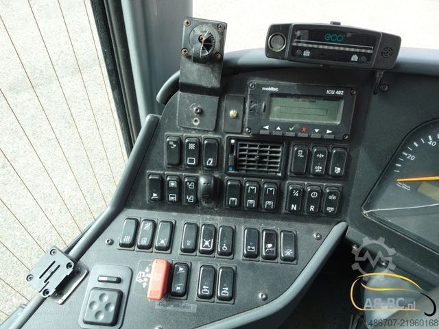 Motor coach MERCEDES-BENZ Intouro 49 Sitze Liftbus EURO 6