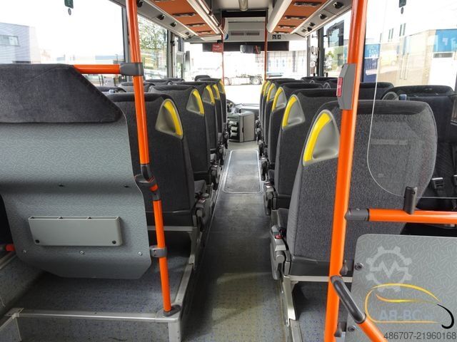 Motor coach MERCEDES-BENZ Intouro 49 Sitze Liftbus EURO 6