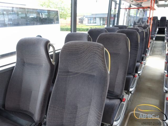 Motor coach MERCEDES-BENZ Intouro 49 Sitze Liftbus EURO 6