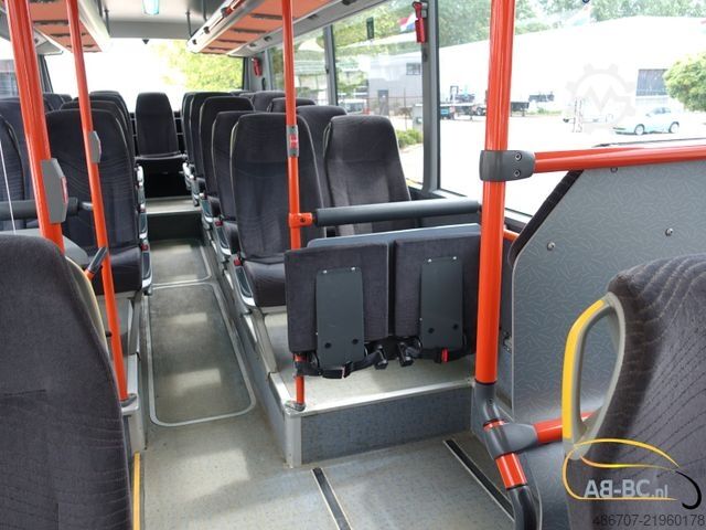 Motor coach MERCEDES-BENZ Intouro 49 Sitze Liftbus EURO 6