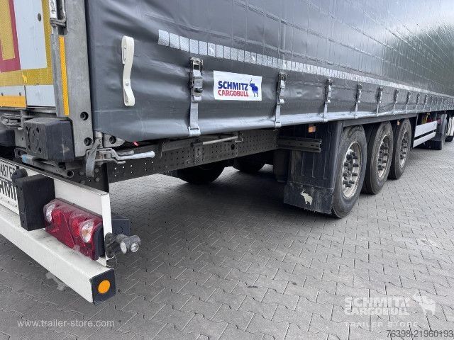 Open semitrailer with tarp Schmitz Cargobull Curtainsider Standard