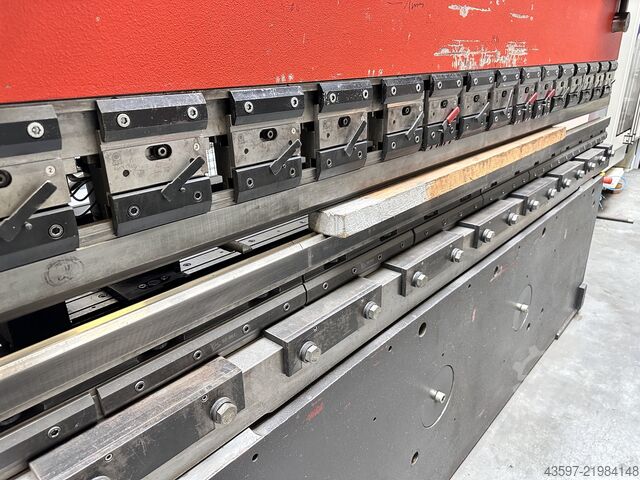 Hydraulic press brake AMADA PROMECAM HFB 220-30 H