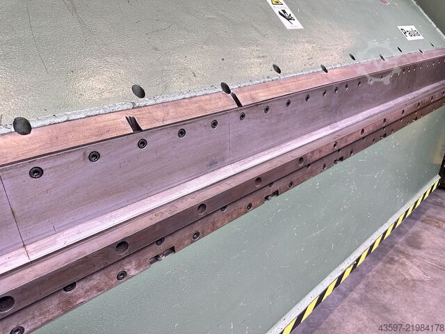 Hydraulische Schwenkbiegemaschine 3000x6 KRAMER AMaut VI hy 3000/6