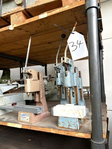 Lot of mechanical presses Mechanische Stanze