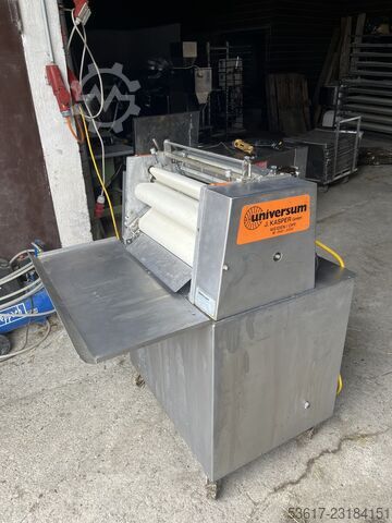 Hörnchenwickelmaschine  