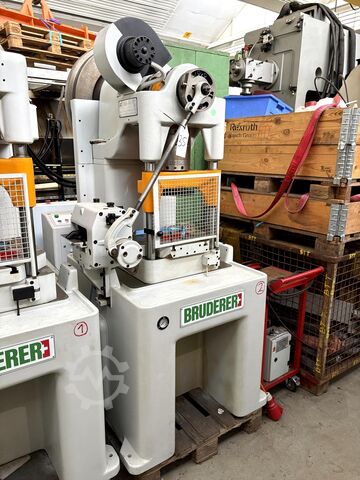 Automatic punching machine Bruderer BSTA 30