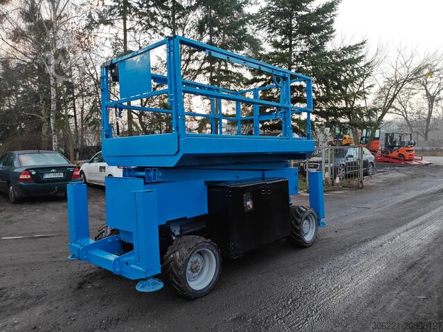 Scherenarbeitsbühne GENIE 4x4 GS-3369 RT