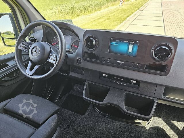 Reefer van MERCEDES-BENZ SPRINTER 314 koelwagen EURO6