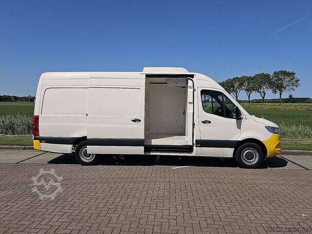 Reefer van MERCEDES-BENZ SPRINTER 314 koelwagen EURO6
