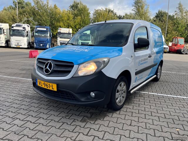 Mercedes-Benz Citan 109 CDI / Blue EFFICIENCY / Airco / APK-TUV 04-27 Mercedes-Benz Citan 109 CDI / Blue EFFICIENCY / Airco / APK-T...