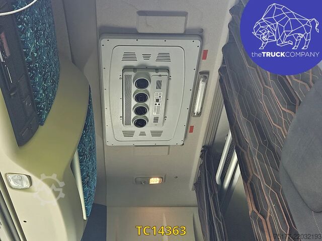 Standard-SZM DAF XF 105 530