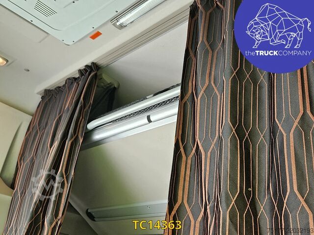 Standard-SZM DAF XF 105 530