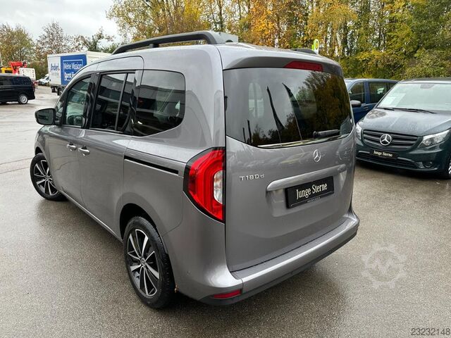 Kleinbus Mercedes-Benz T 180 d PROGRESSIVE Navi SHZ LEDLicht RfKam