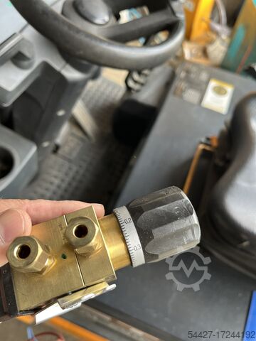 Differential pressure switch Fischer Mess und Regeltechnik DS3101FMYAYD0014