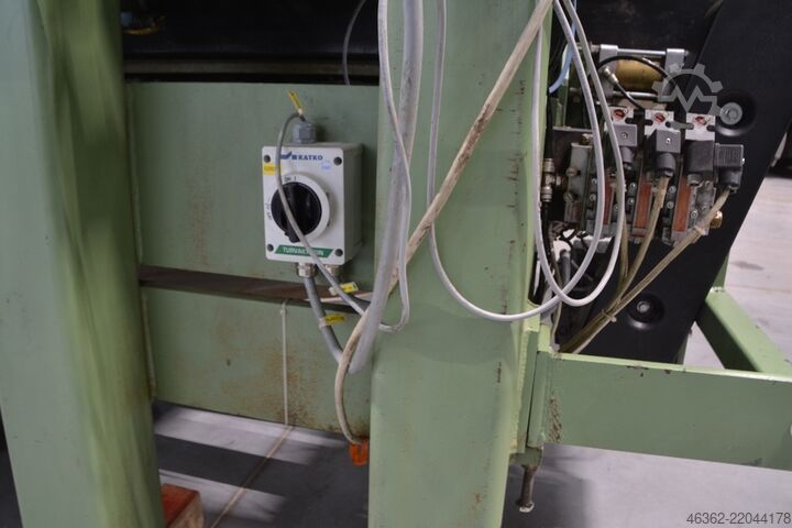 Through-feed press with side pressure Kallesoe PRASA DO KLEJENIA  LV 351
