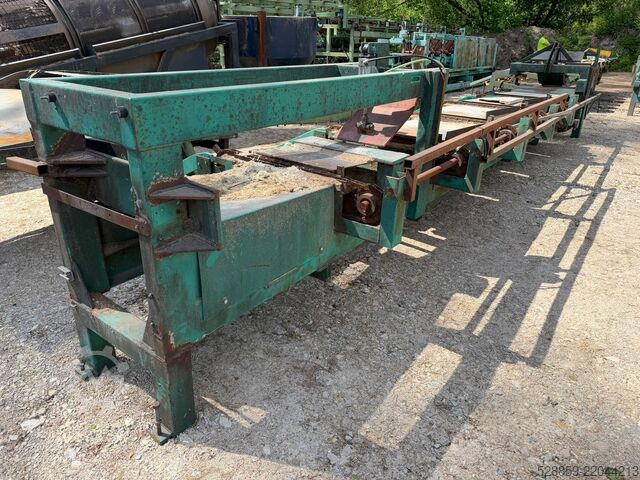 Board cross conveyor  