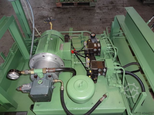 Ferngesteuerter Spannwagen WEISS VHF