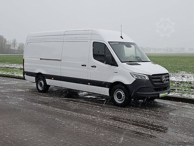 Hochdachkombi MERCEDES-BENZ ESPRINTER L3H2 320 81 kWh LED!