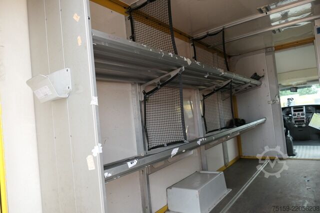 Box van iveco Daily 35 S11 C30C AUTOMATIK KAMERA Regale LUFT