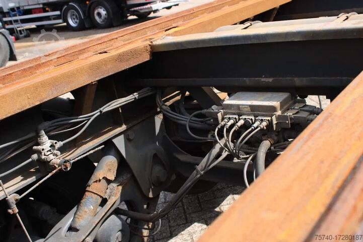 Container transportation Burg 3x SAF