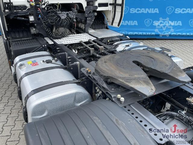 Standard tractor unit Scania R 460 A4x2NA DIFF-L RETARDER HYDRO VECTO 3